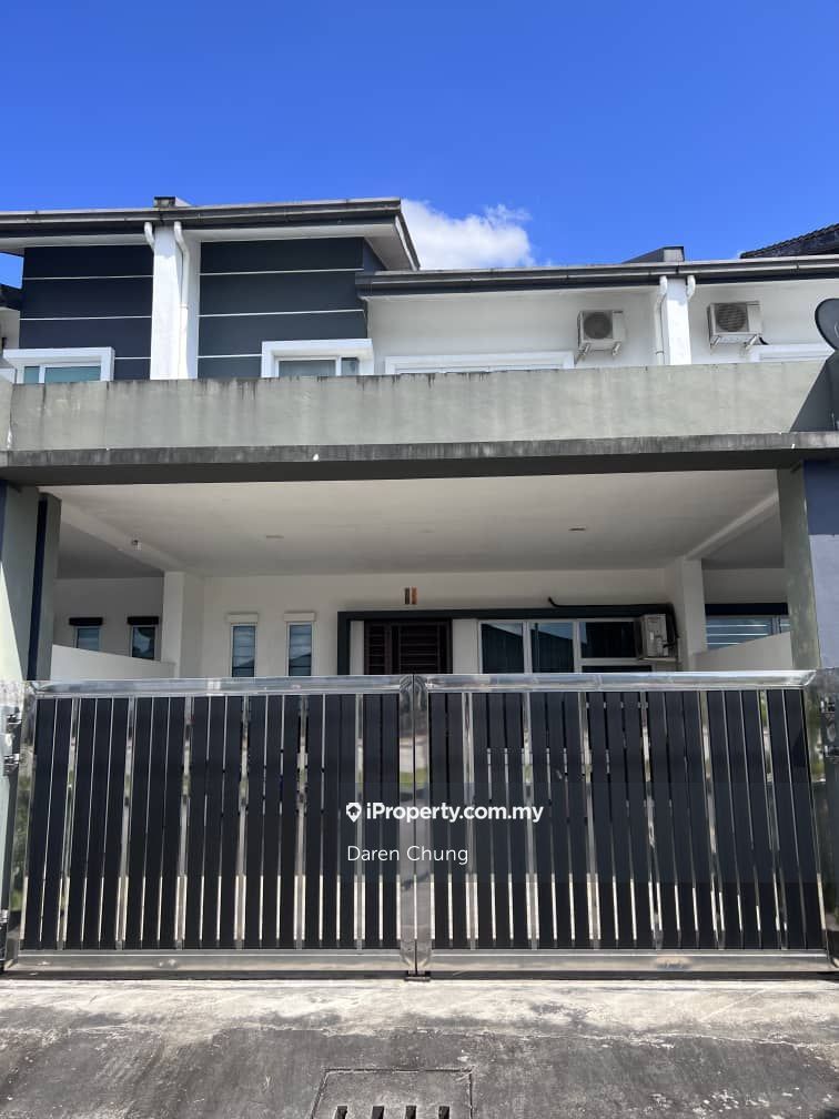 Muara Tuang Double Storey Terrace House For Rent, Kuching 2sty Terrace