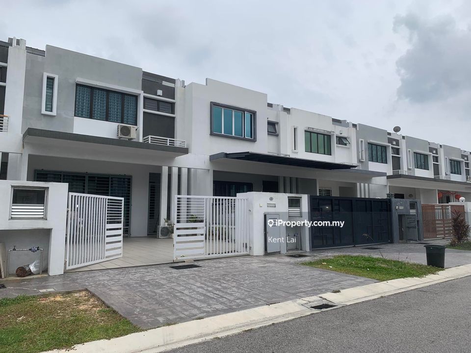 Lakeside Residences Bandar Metro Puchong New Phase, Puchong