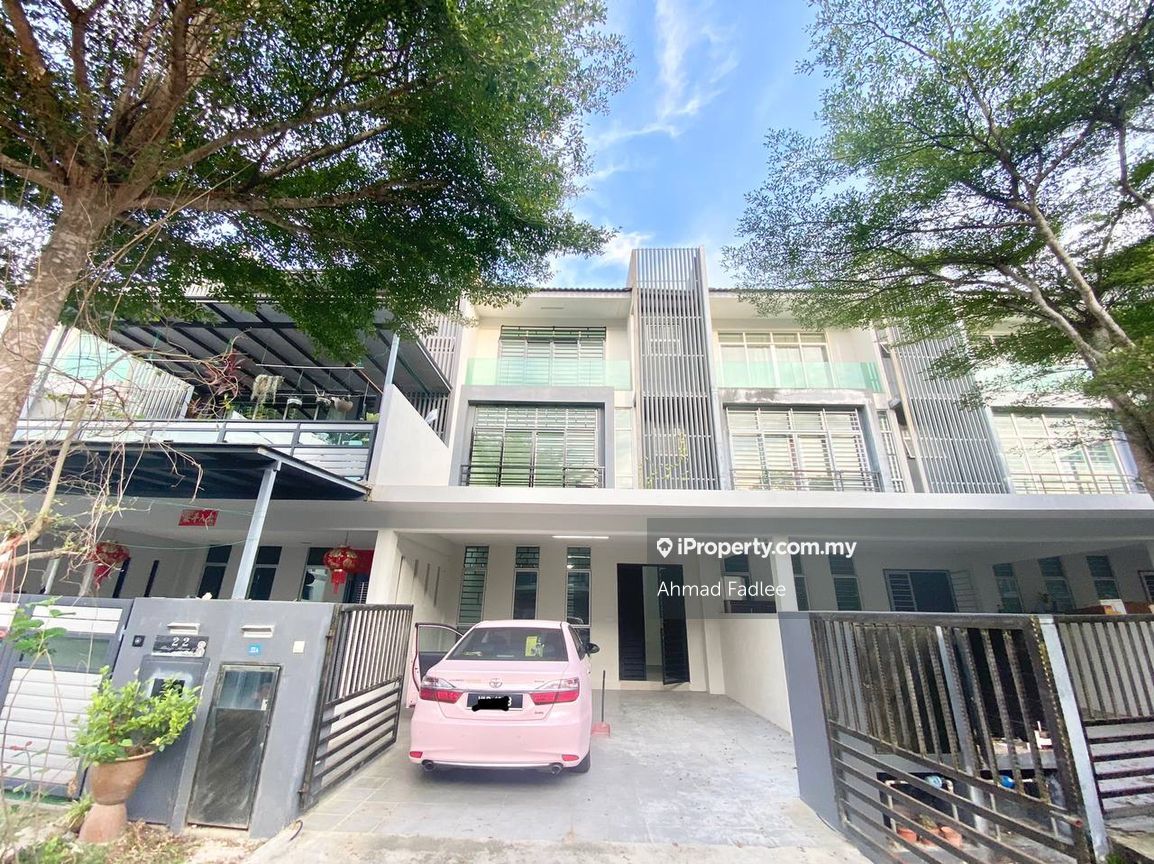 Bangi Avenue, Bangi Intermediate 3-sty Terrace/Link House 7 Bedrooms ...