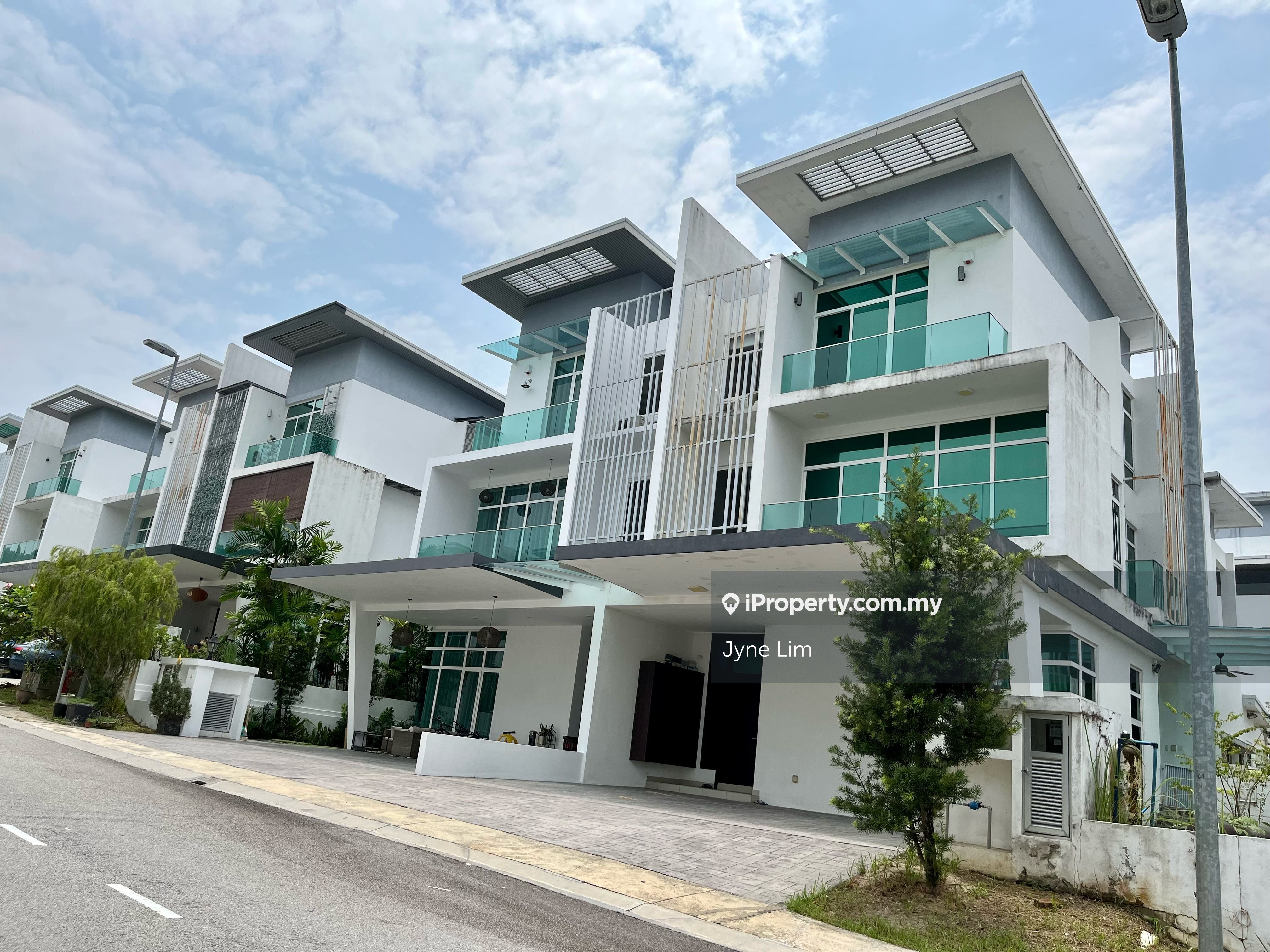 Clover Garden Residence, Cyberjaya, Cyberjaya Semidetached House 5+1