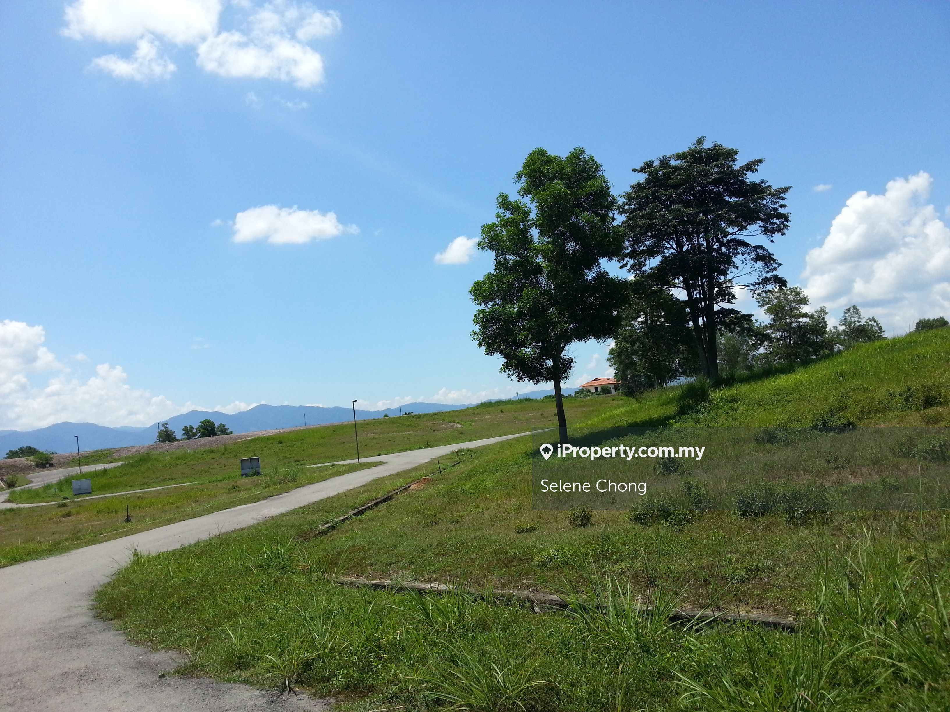 College Heights Garden Resort Pajam Rembau Nilai, Mantin for sale