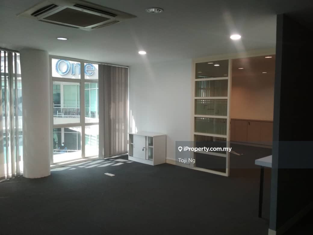 office tower in Petaling Jaya — photo 3 of 11