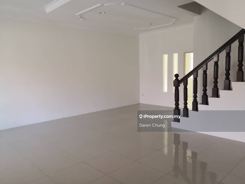 Uni Garden Double Storey Intermediate For Sale, Kuching 2sty Terrace