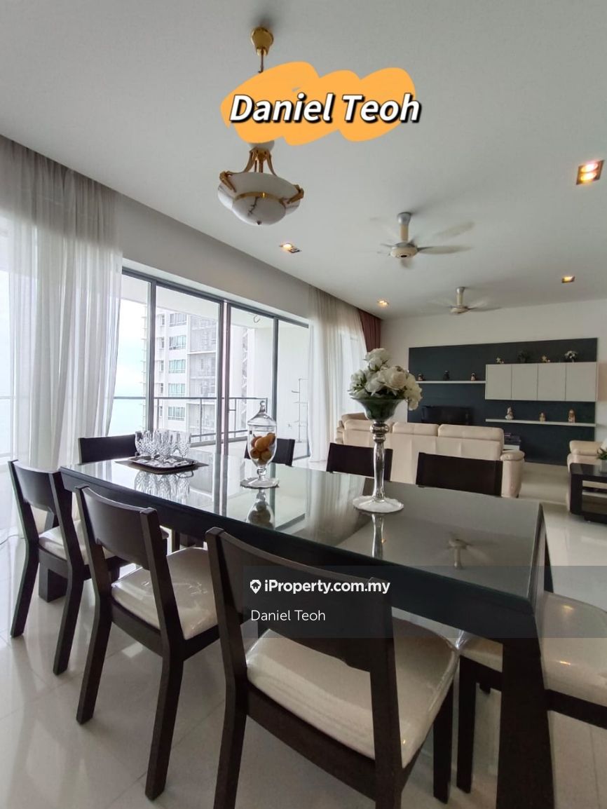 Infinity Beachfront Condominium Condominium 3+1 bedrooms for sale in