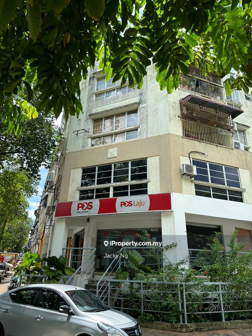 Plaza Suria, Damansara Damai Shop for sale
