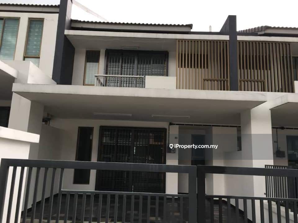 Bandar Tiram Ulu Tiram Johor Bahru Ulu Tiram Intermediate 2 Sty Terrace Link House 4 Bedrooms For Sale Iproperty Com My