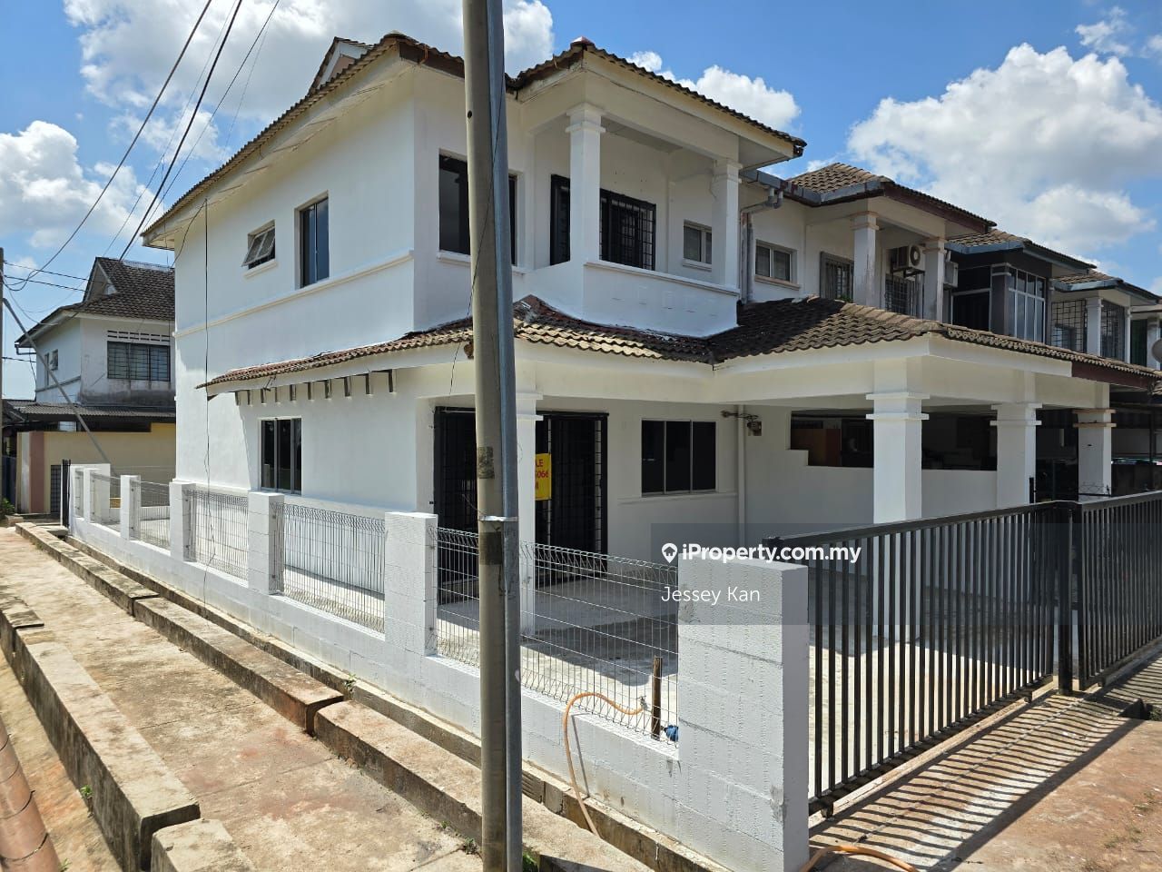 Indera Mahkota, Kuantan End Lot 2-sty Terrace/Link House 4 Bedrooms For ...