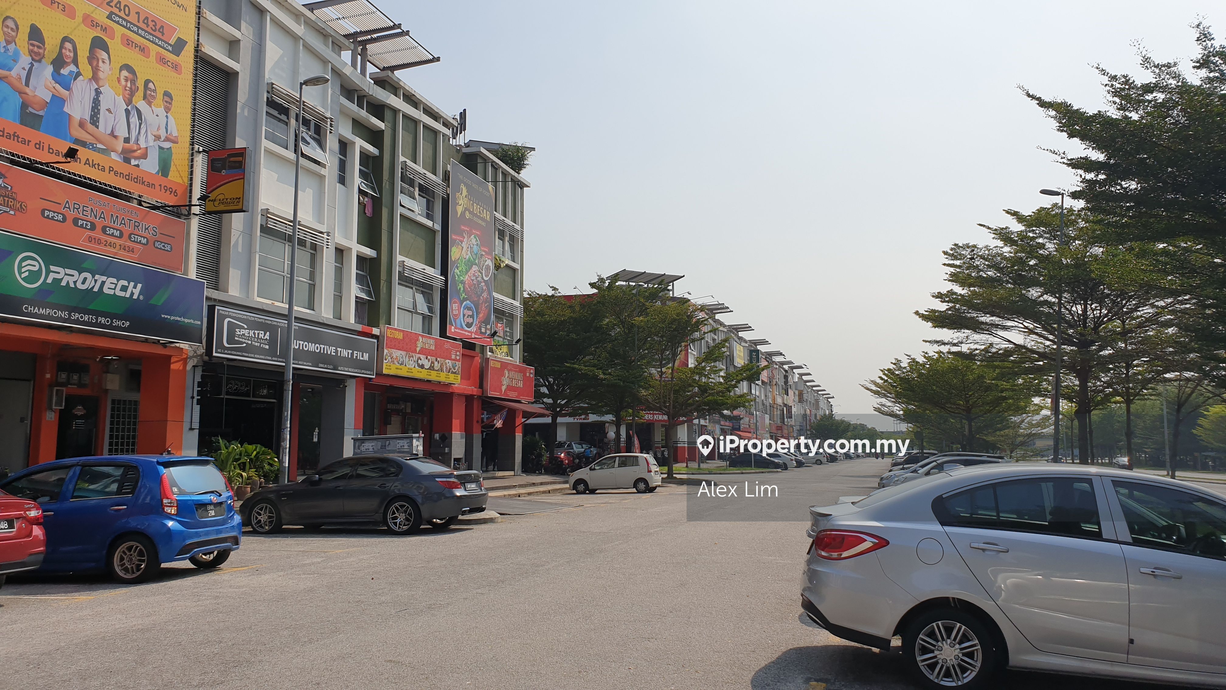 KEMUNING UTAMA , Kota Kemuning Intermediate Shop-Office for rent