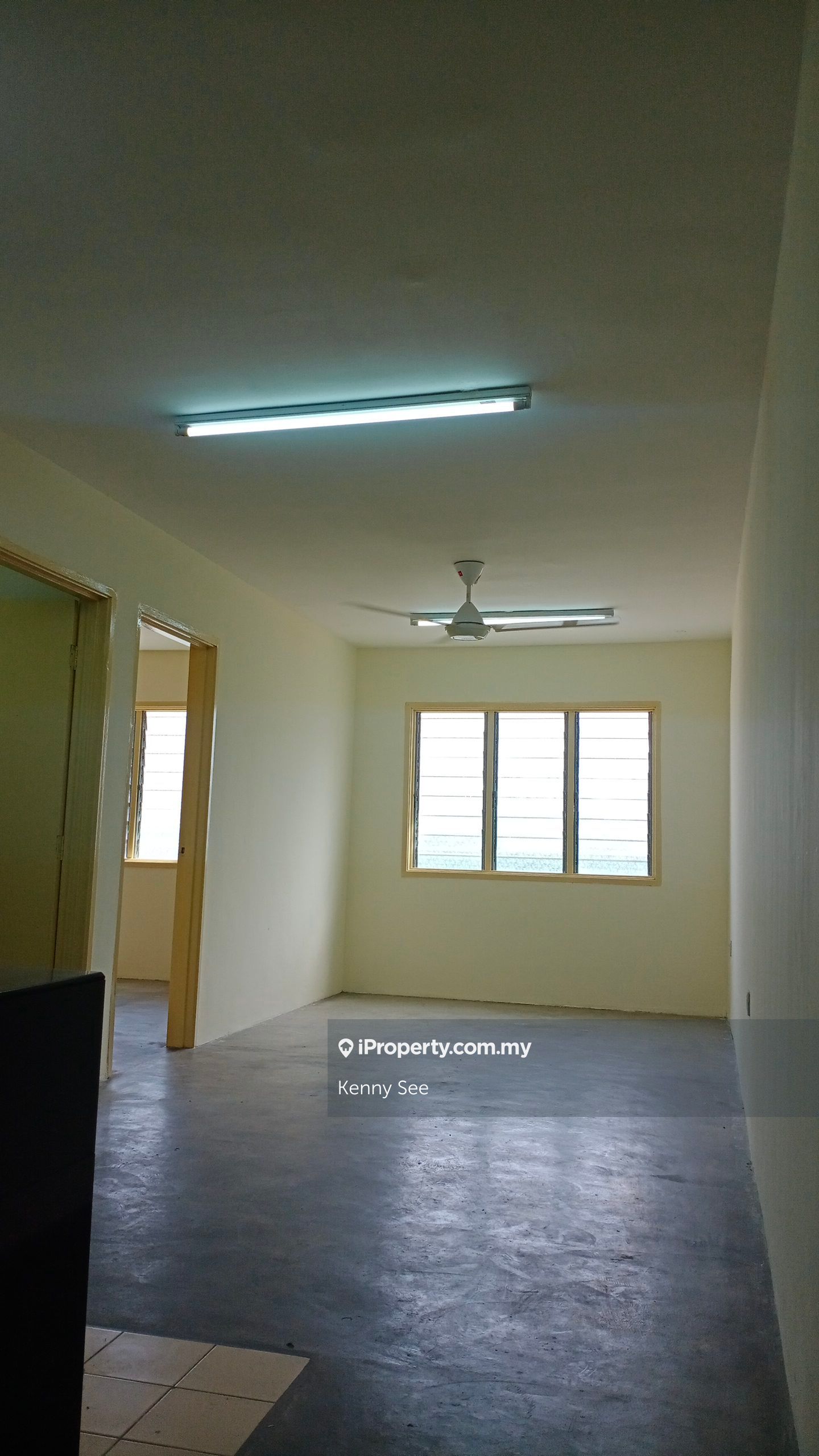 Flora Damansara Flat Intermediate Flat 3 bedrooms for rent in Damansara