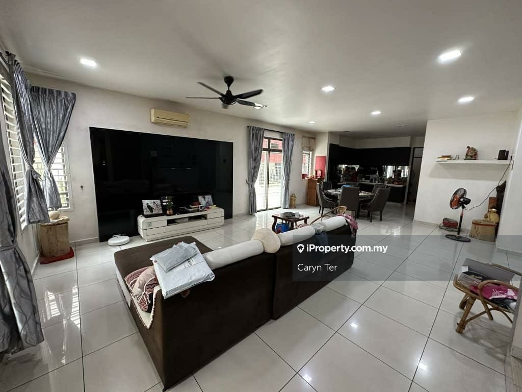 Taman Putri Double Storey Cluster House, Kulai for sale RM780000