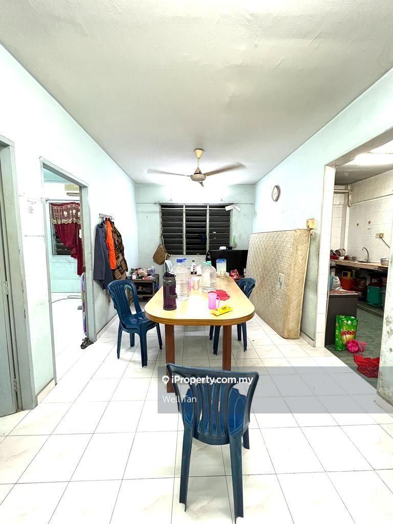 Rumah Pangsa Akasia Flat 2 Bedrooms For Sale In Ulu Tiram, Johor ...