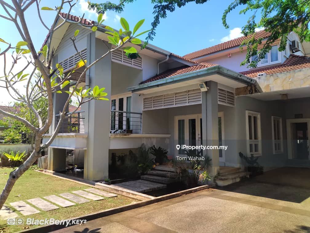 Indera Mahkota Kuantan, Kuantan Intermediate Bungalow 5 bedrooms for