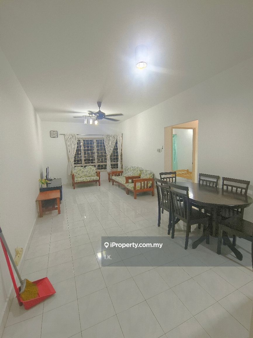 SD Tiara Apartment Apartment 3 bedrooms for sale in Bandar Sri