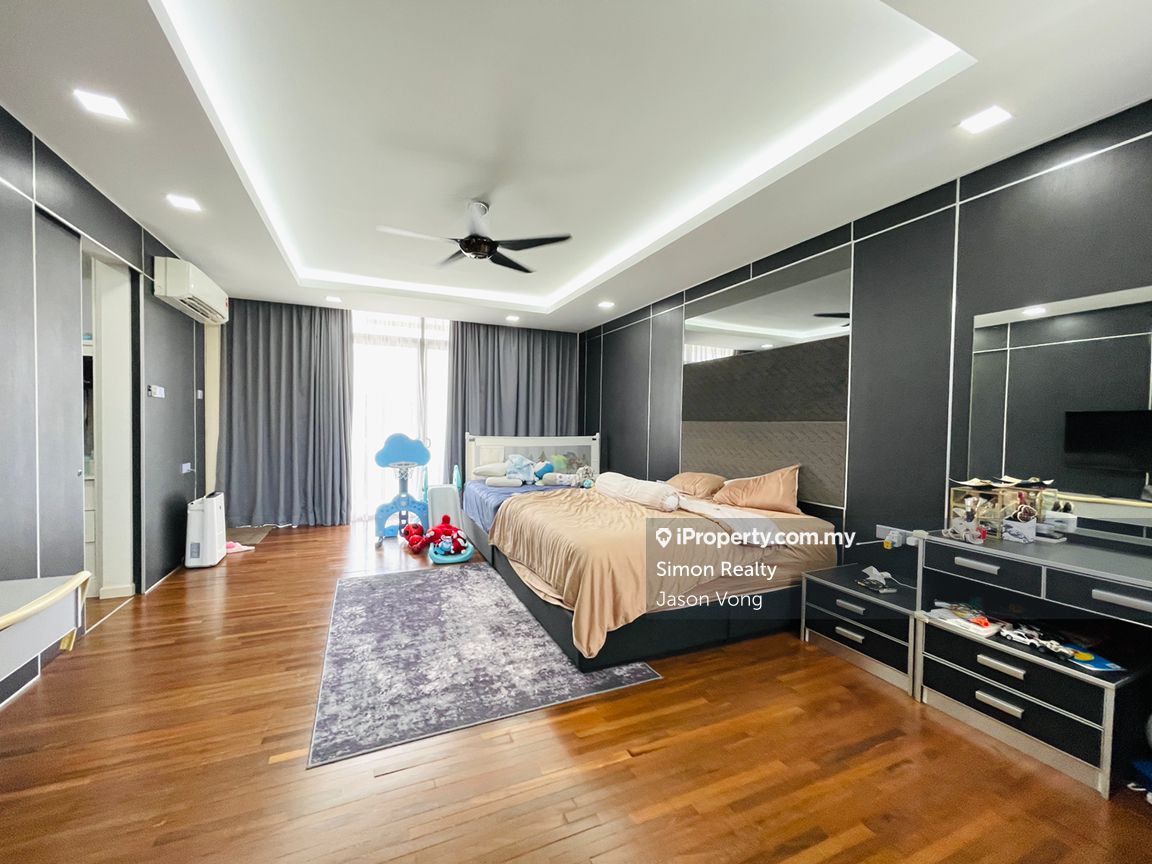 REED Lake Fields / Lakefields / Lake Field Sg Besi, Sungai Besi