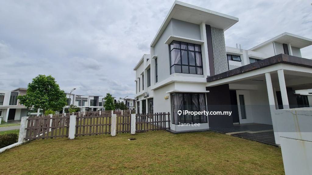 setia ecohill Stagnia Corner house, Semenyih for sale RM1150000