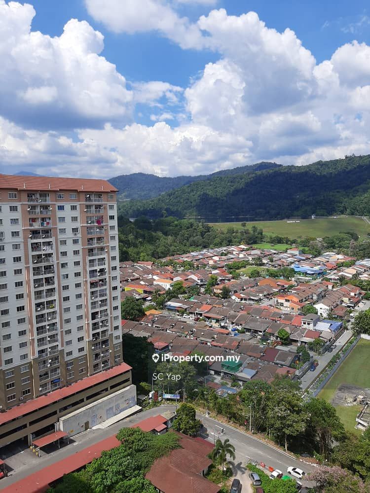 Lakeview Apartments Apartment 3 bedrooms for sale in Selayang, Selangor