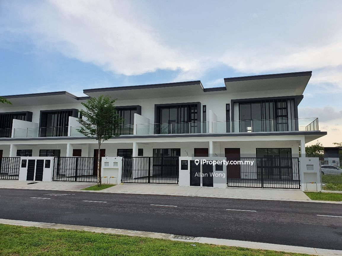 Permas Jaya Double Storey , Permas Jaya Intermediate 2sty Terrace/Link