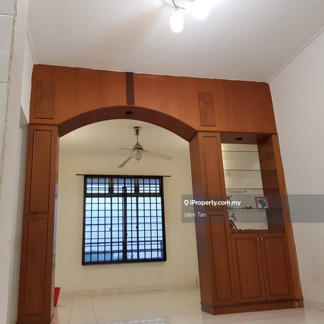 Ria 2 Apartment, Taman Megah Ria, Masai