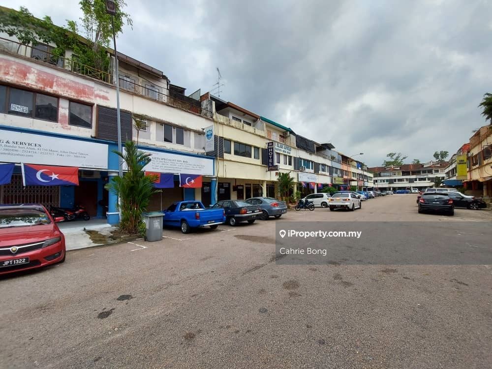 BANDAR SERI ALAM JALAN BAYU 9, Bandar Seri Alam 3Storey Shop For