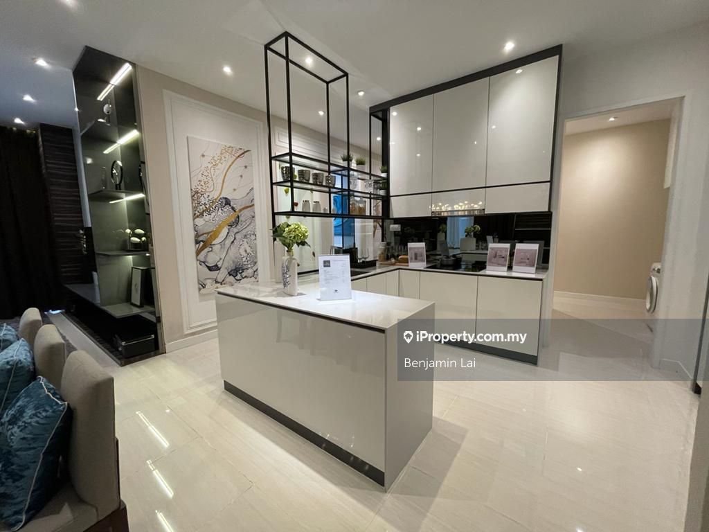 Hampton Height Damansara, Country Heights Damansara
