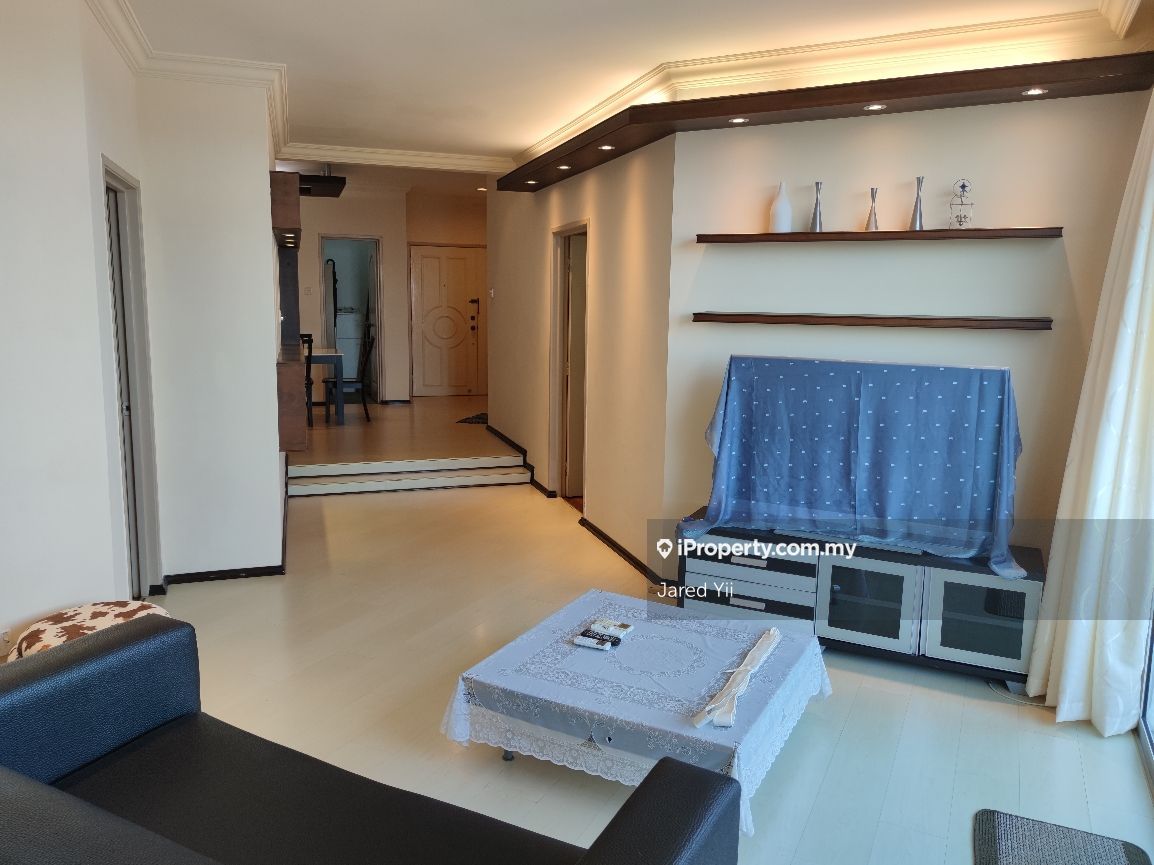 De Summit Condominium Condominium 3 Bedrooms For Rent In Kuching Sarawak Iproperty Com My