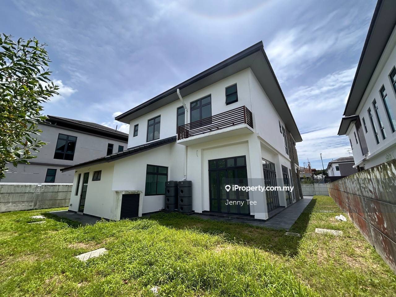 Johor Bahru, Setia Tropika Intermediate Bungalow 6+1 bedrooms for sale