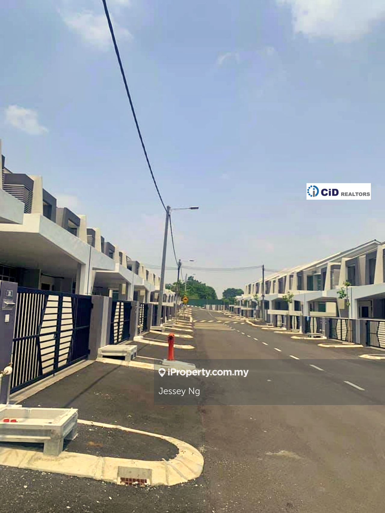 Gunung Rapat, Ipoh Intermediate 2sty Terrace/Link House 4 bedrooms for