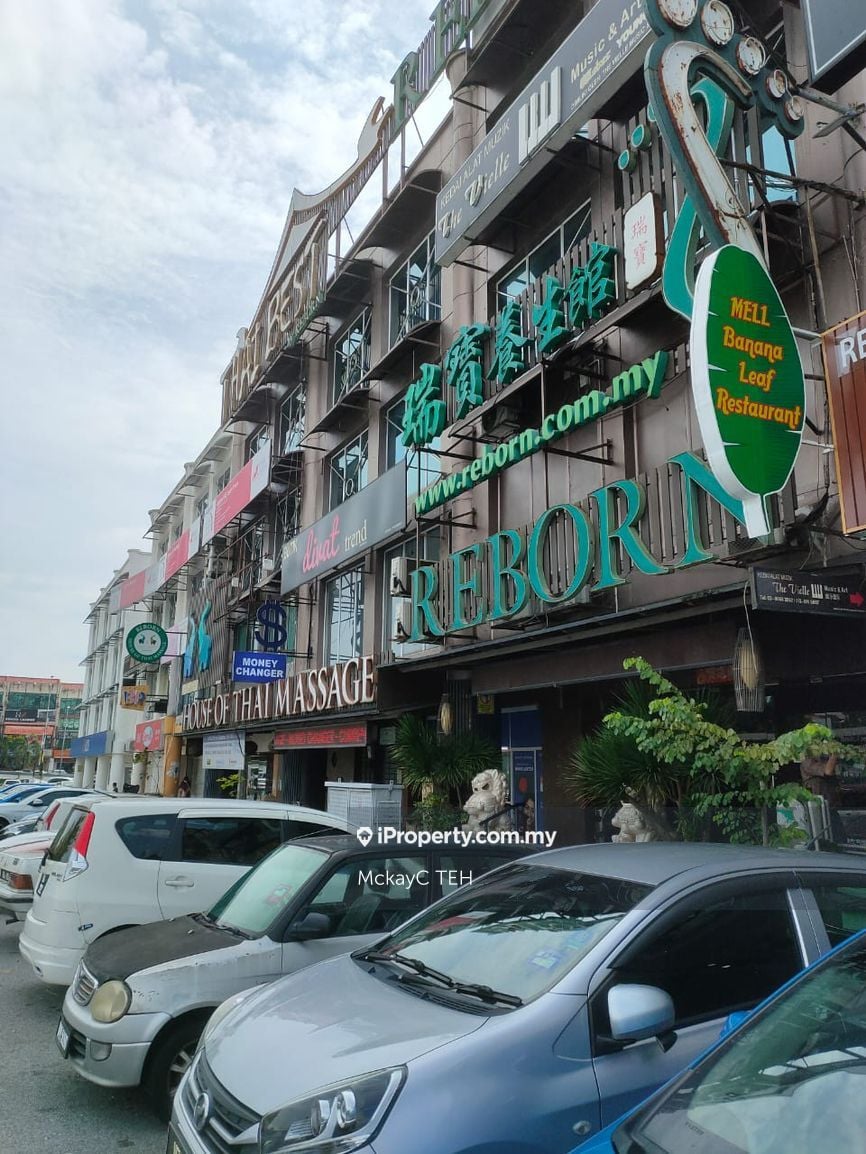 BANDAR PUTERI PUCHONG GFLOOR SHOP, Bandar puteri puchong, Bandar