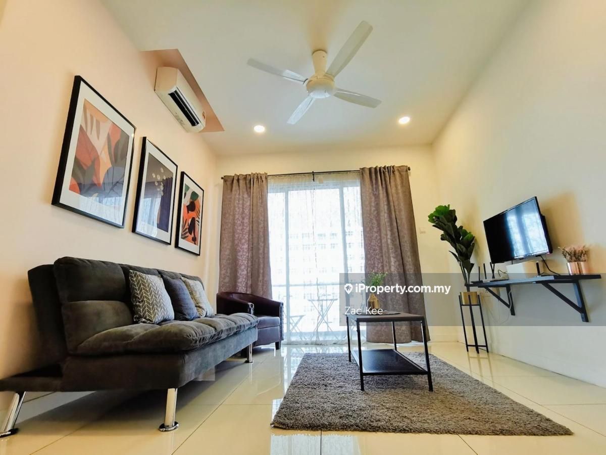 Equine Residence Serviced Residence 3 bedrooms for rent in Seri ...