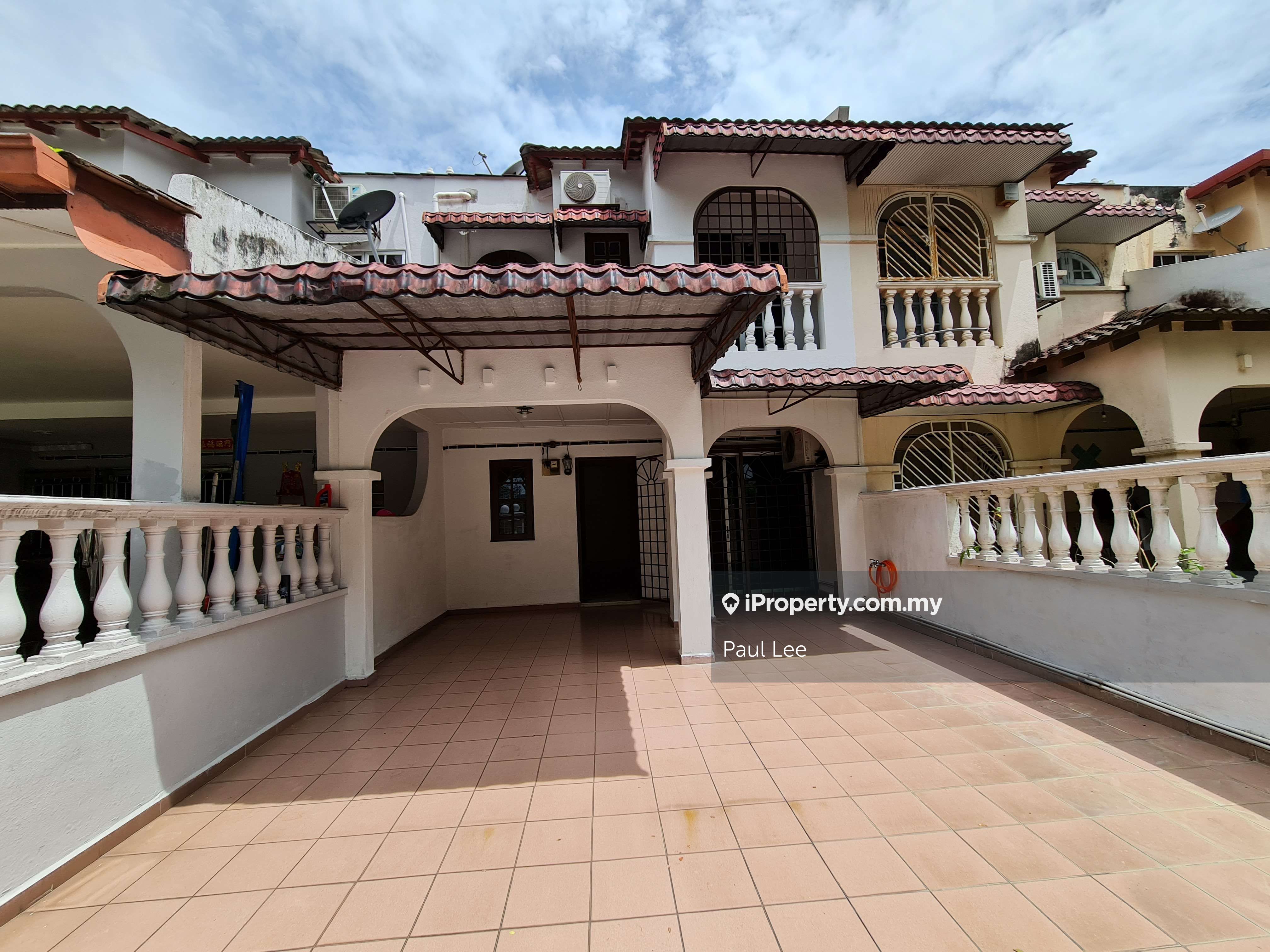 Taman Wawasan, Puchong Intermediate 2sty Terrace/Link House 4 bedrooms