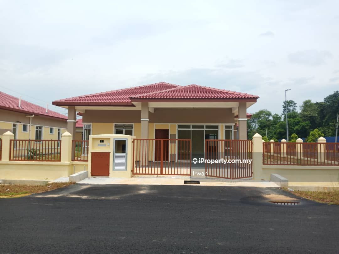 Taman Desa Bestari Sepang Corner Lot Bungalow 4 Bedrooms For Sale Iproperty Com My
