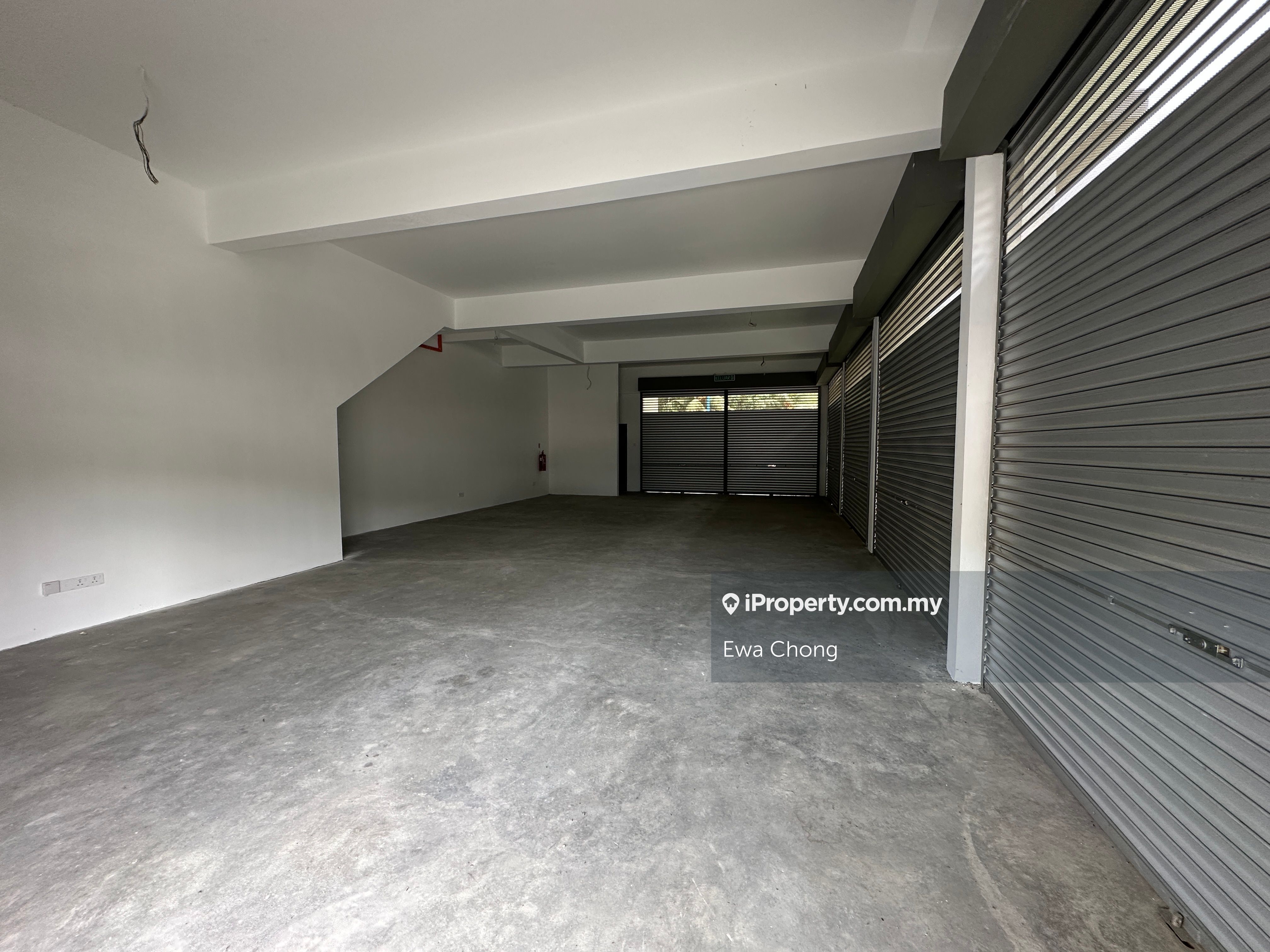 2 Storey SemiD Shop, Bukit Tinggi Bentong, Pahang, Bukit Tinggi