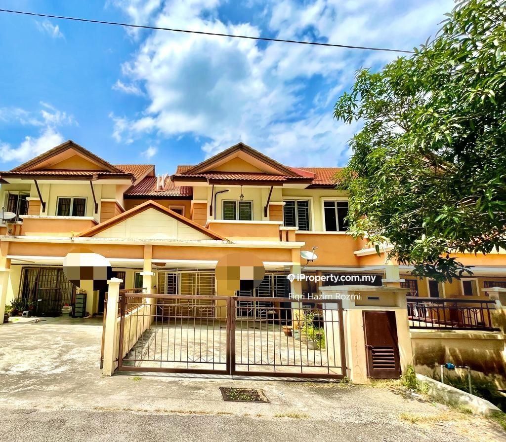 Lorong AzZaharah, Bandar Puncak Alam 2sty Terrace/Link House 4