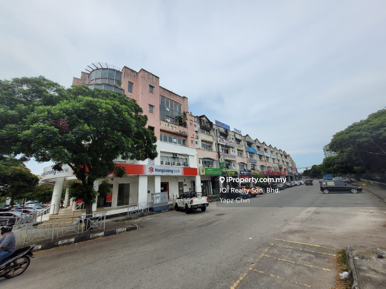 Bandar Bukit Tinggi 1 Klang, Ground floor shop lot, Facing road, Bandar