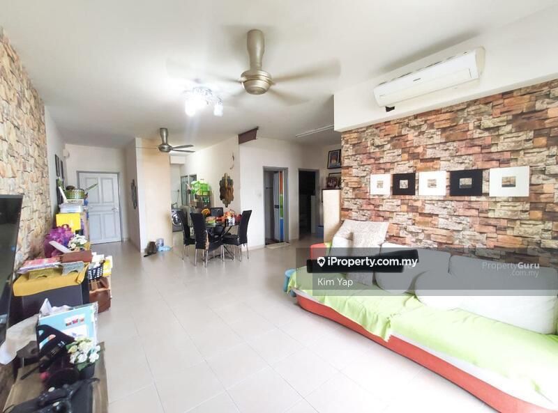 Semarak Taman Raintree Intermediate Condominium 3 bedrooms for sale