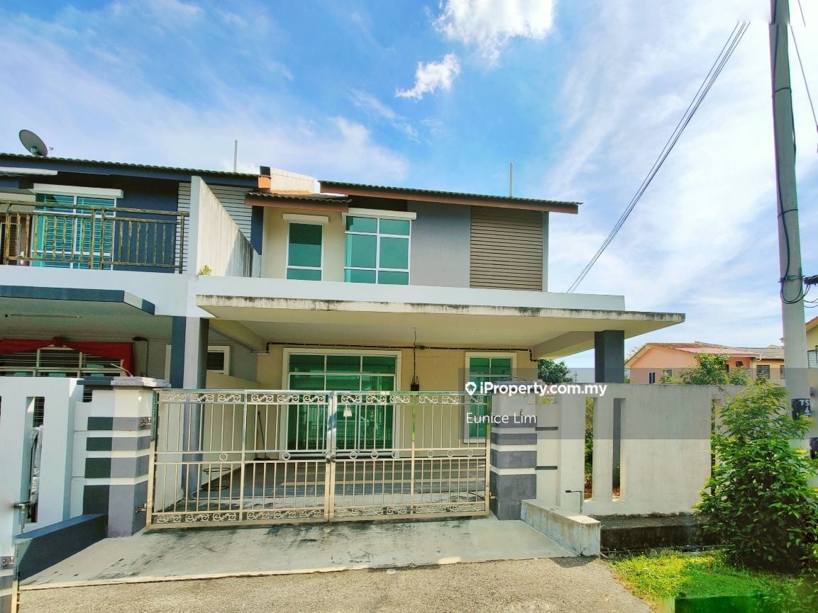 Brand New 2 Storey Terrace, Sungai Abong , Muar
