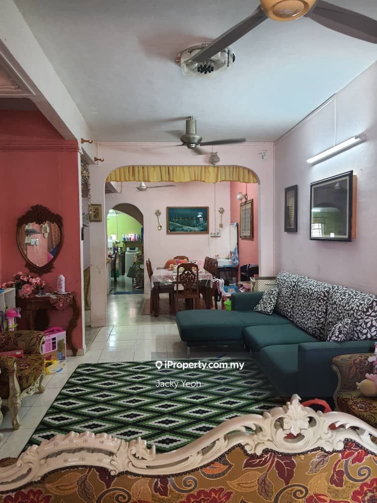 Bayan Baru 2sty Terrace/Link House 4 bedrooms for sale