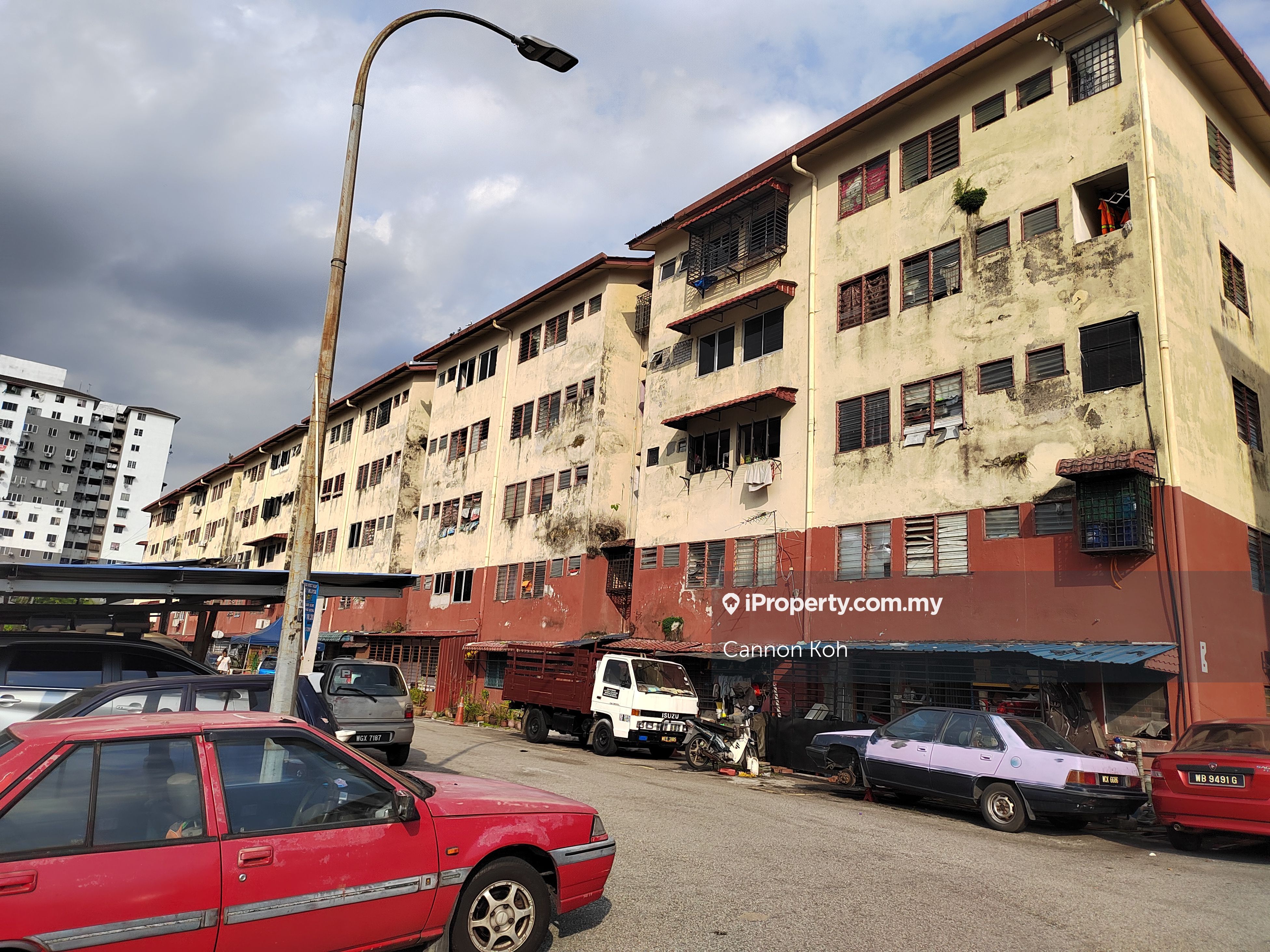 Petaling Utama PJS 1/50 Intermediate Apartment 3 bedrooms for sale in