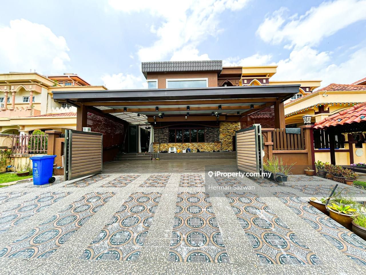 Seksyen 13, Shah Alam Semi-detached House 4+1 bedrooms for sale