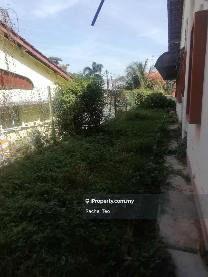 Serene Park, Johor Bahru Intermediate Semidetached House 4+1 bedrooms