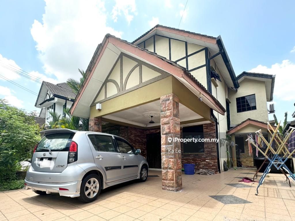 Desa 3 Bandar Country Homes, Rawang Intermediate Bungalow 5 bedrooms