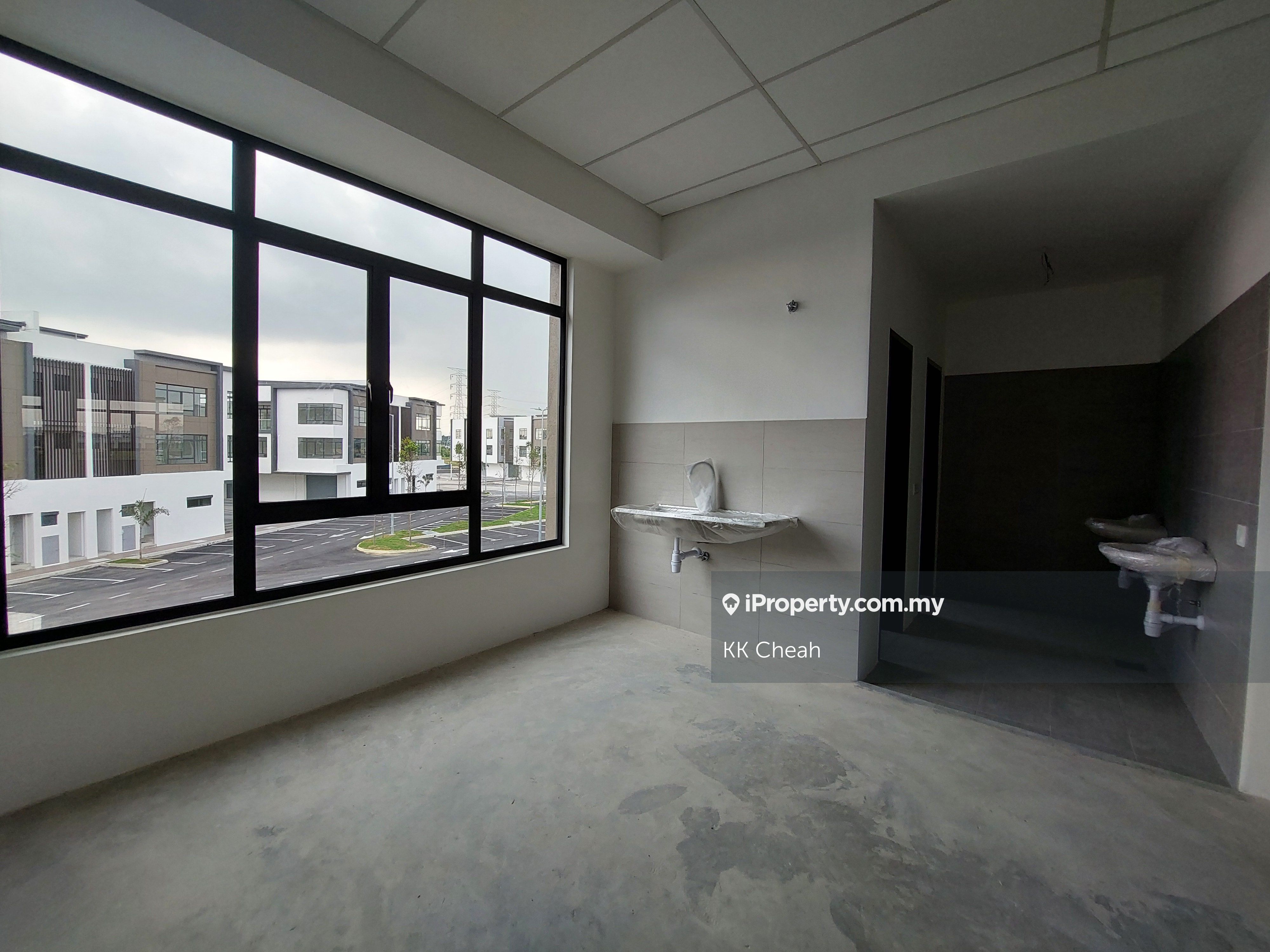 Uptown Rimbayu First Floor Shop Office, Blossom Square, Eco Santuari