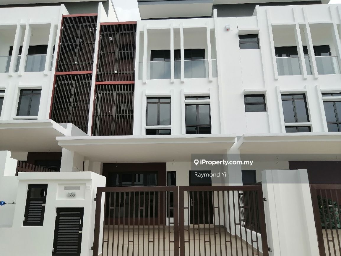 Setia Alam Intermediate 3 Sty Terrace Link House 6 Bedrooms For Sale Iproperty Com My