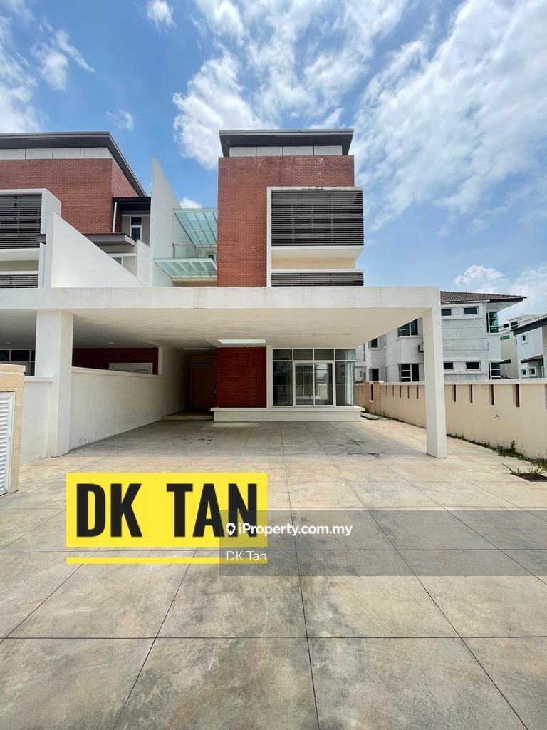 3 Storey SemiD Lintang Minden Minden Heights Corne, Gelugor Semi