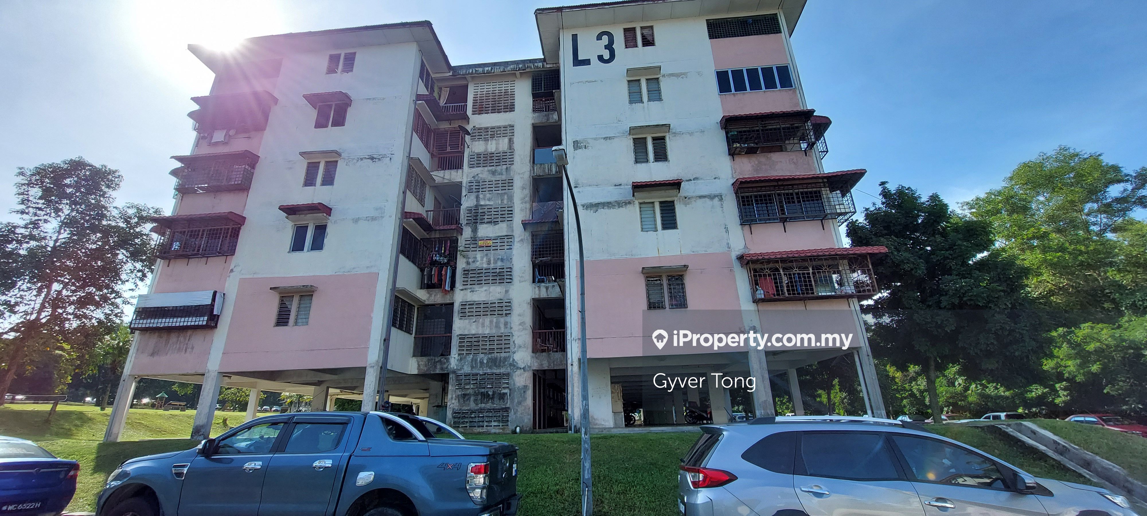 Bandar Mahkota Cheras Flat, Cheras