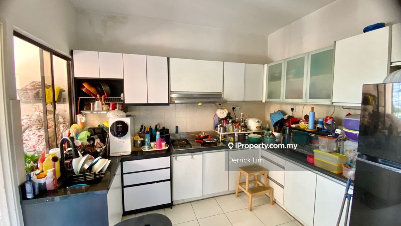 Avilla Apartments Apartment 3 bedrooms for sale in Bandar Kinrara