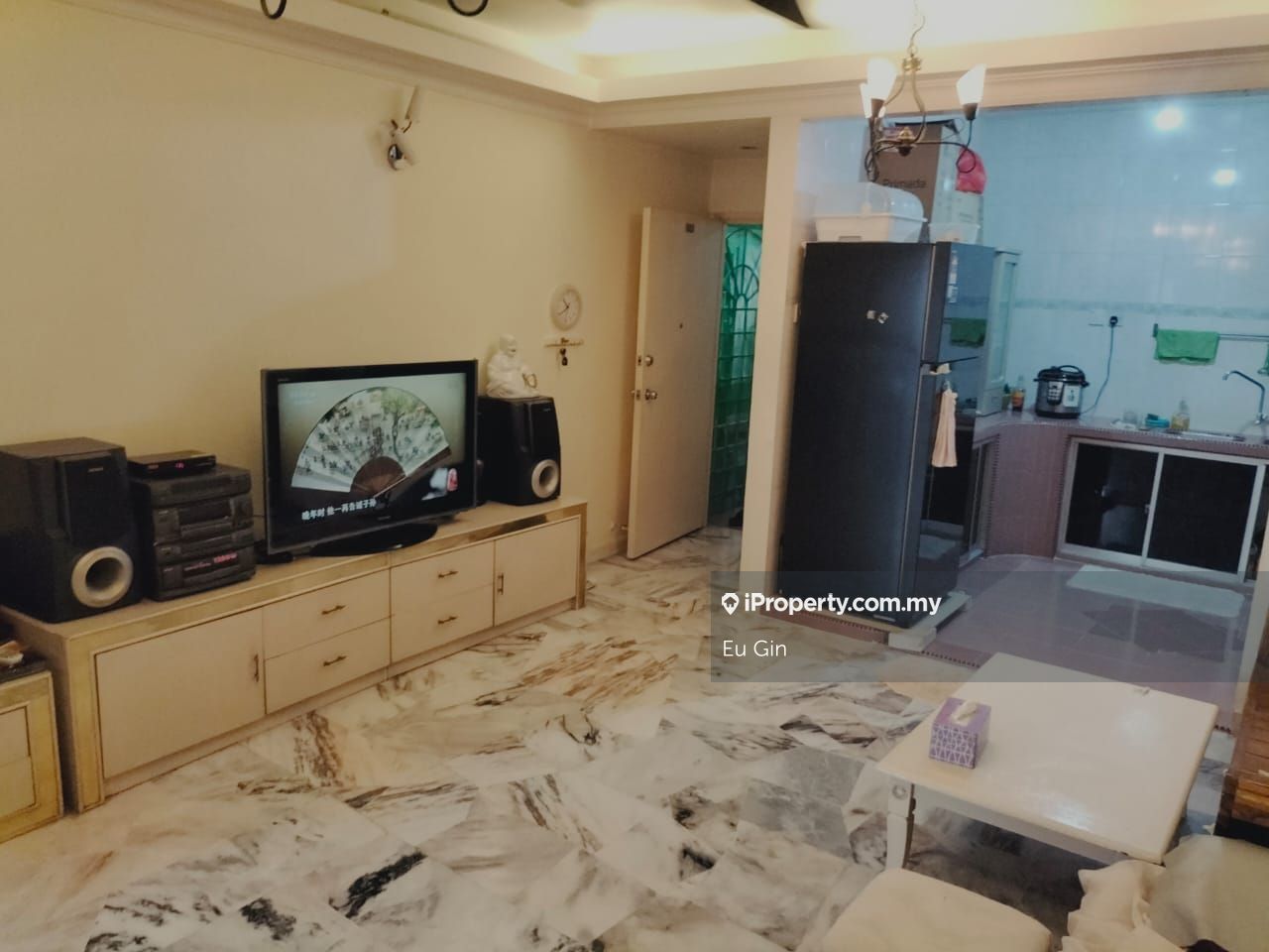 Sri Anggerik 2 Corner lot Apartment 3 bedrooms for sale in Puchong