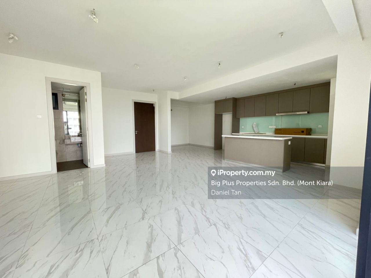 South Brooks, Desa ParkCity