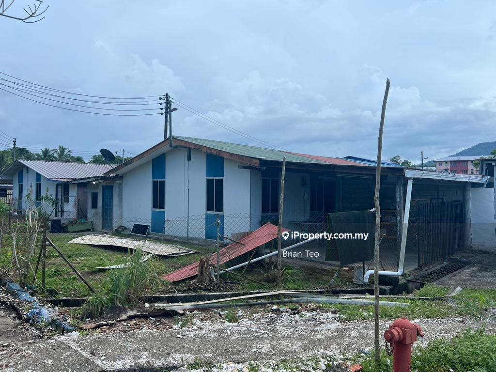 Matang, Kuching Corner lot 1sty Terrace/Link House 2 bedrooms for sale