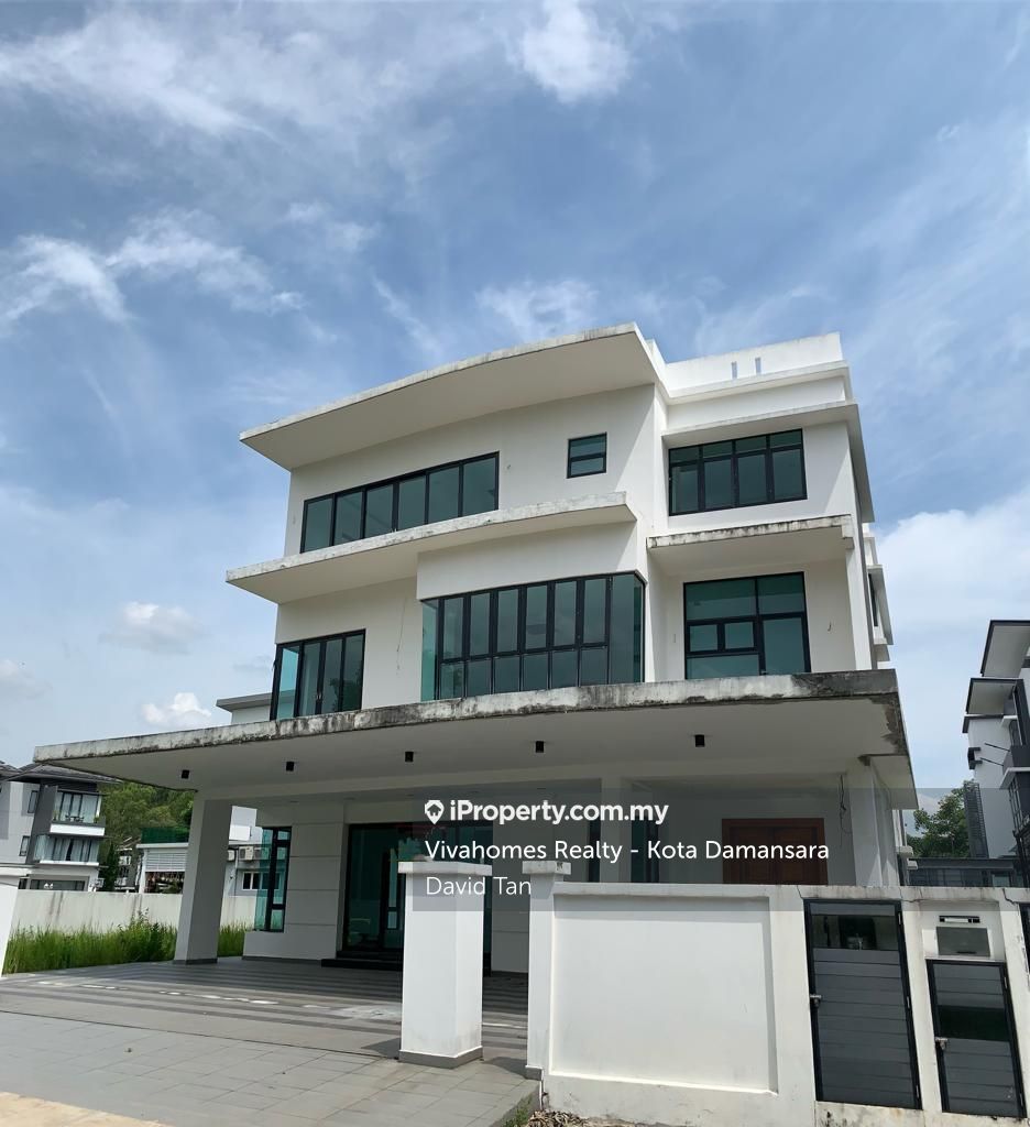 Bluwater Estate, The Mines, Seri Kembangan , Seri Kembangan for sale